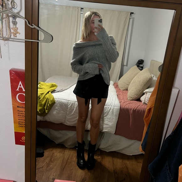 SILENT leather shorts - Picture 3 of 15